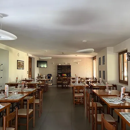 Ristorante מלון