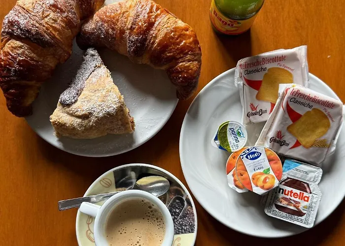 Ristorante מלון 2*